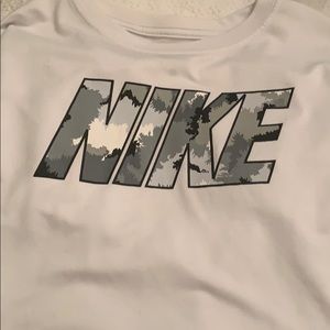 Nike long sleeve dri fit boys